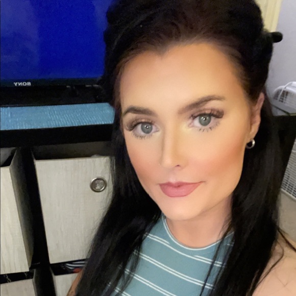 Meet your Posher, Kourtney - Picture 3 of 4